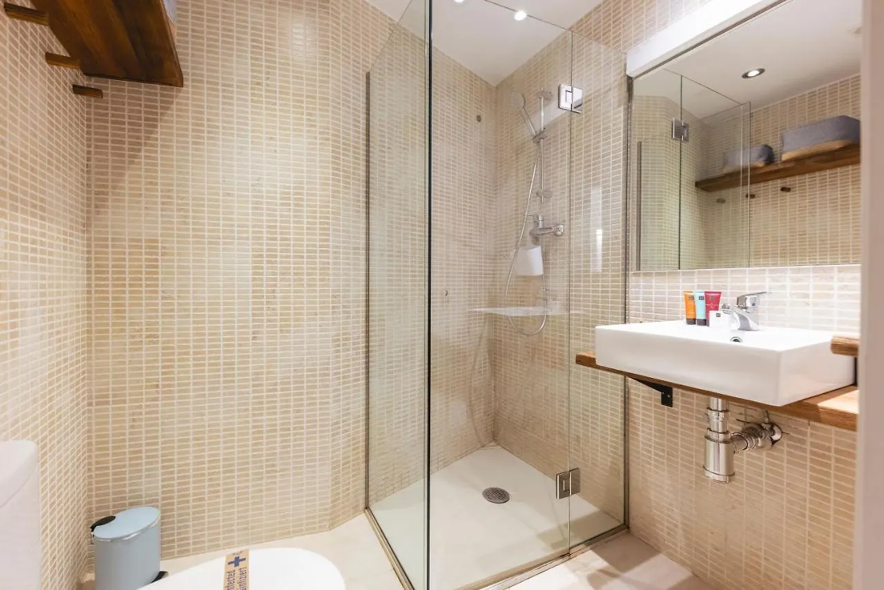 Bravissimo La Mora Apartment Girona